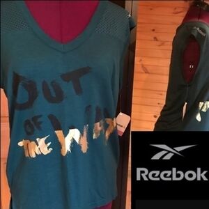 Reebok Sleeveless Athletic Shirt New   Size Small & Medium Graphic T Shirt